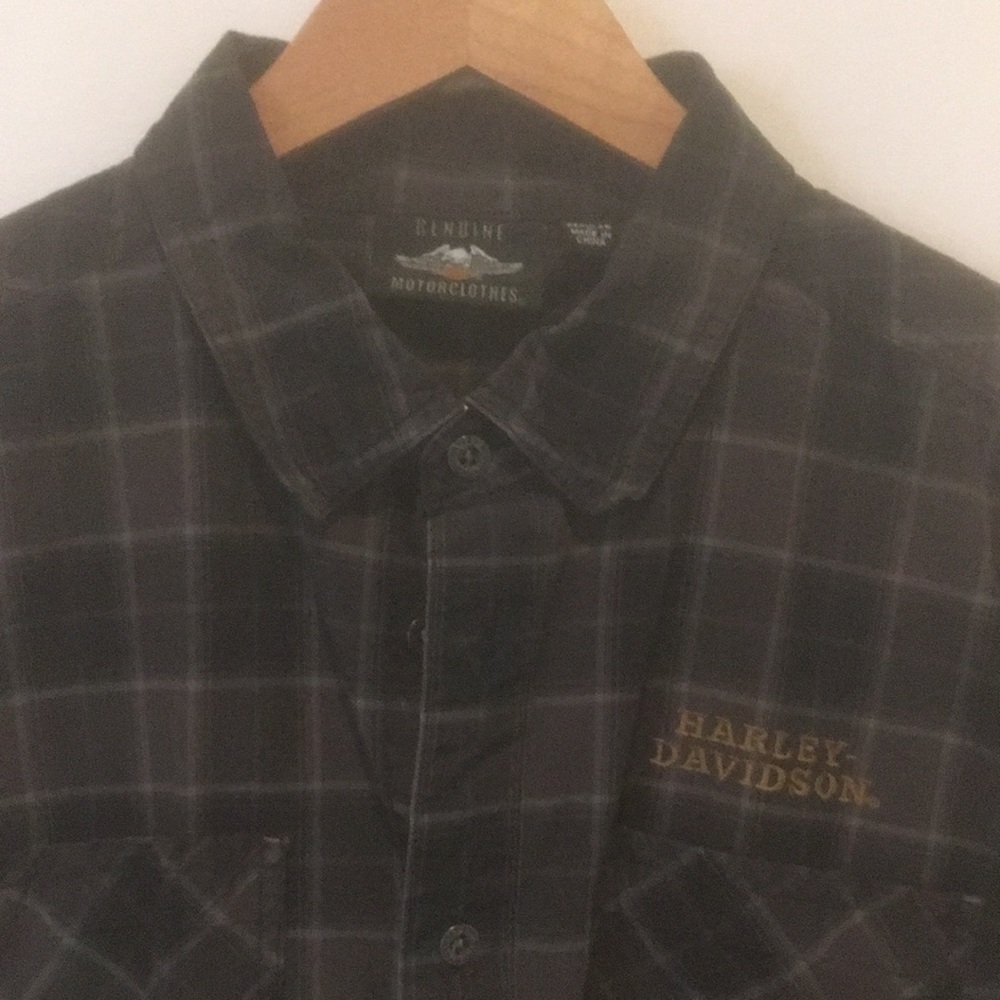 Harley-Davidson shirt. Men’s large